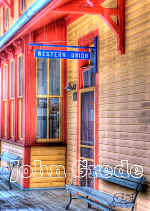 telegraphs trains - ID: 11641318 © John R. Grede