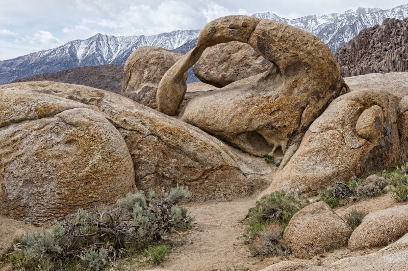 Unique formation of rocks. - ID: 11679742 © Martha Chapin