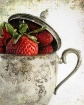 silver & strawber...
