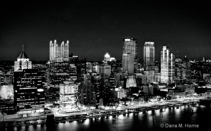 Pittsburgh-Black and White - ID: 11712057 © Dana M. Scott