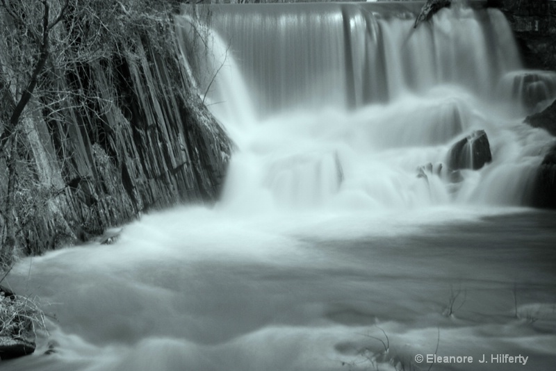 Waterbury, Vermont waterfall - ID: 11722667 © Eleanore J. Hilferty