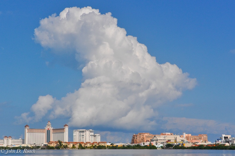 Forming of the Storm -- Cancun - ID: 11797382 © John D. Roach