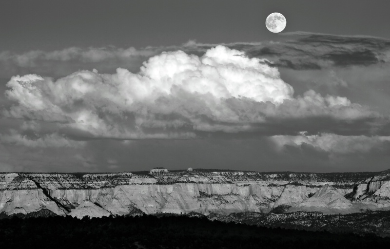 HARVEST MOON ZION - ID: 11896657 © Patricia A. Casey