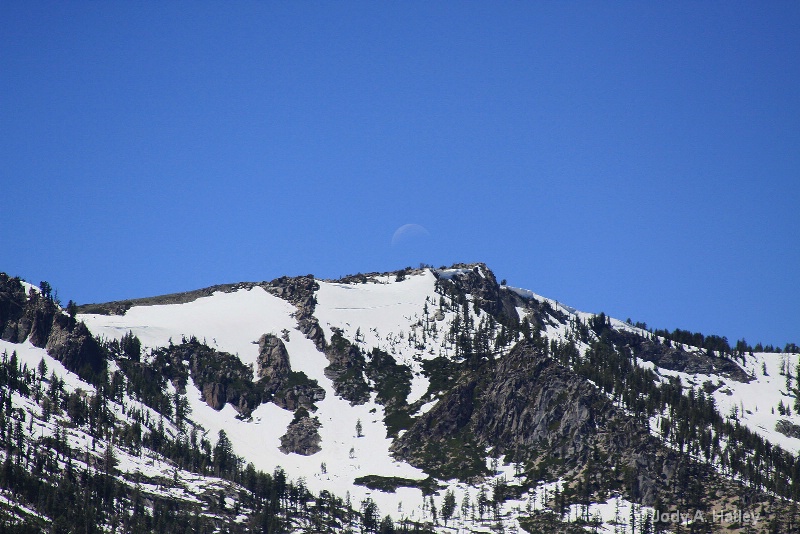 Moon rising near Lake Tahoe - ID: 11927199 © Jody A. Hatley