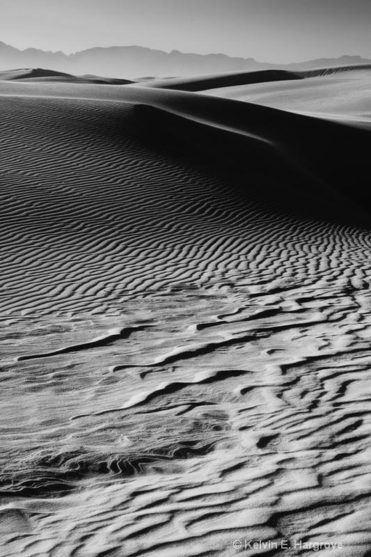 Black and White Sands