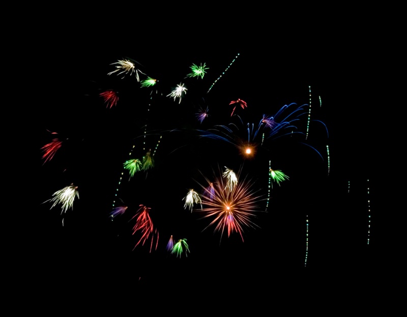 fireworks 2 - ID: 11931941 © Michael Cenci