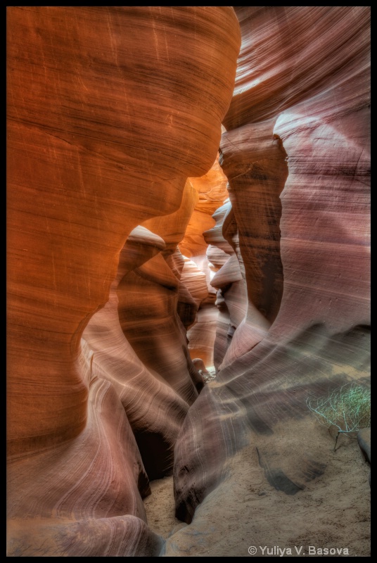 Lower Antelope Canyon, Arizona - ID: 11976605 © Yulia Basova