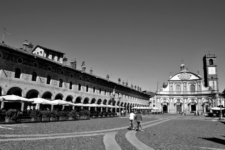 Cycling in Vigevano