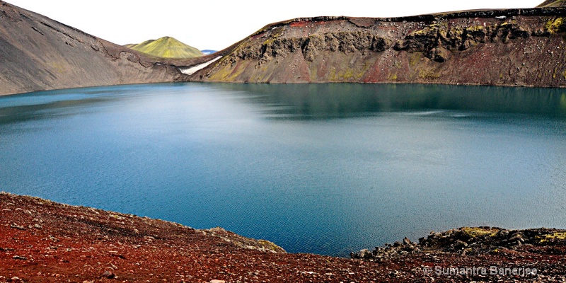 eruption crater lake  iceland highlands