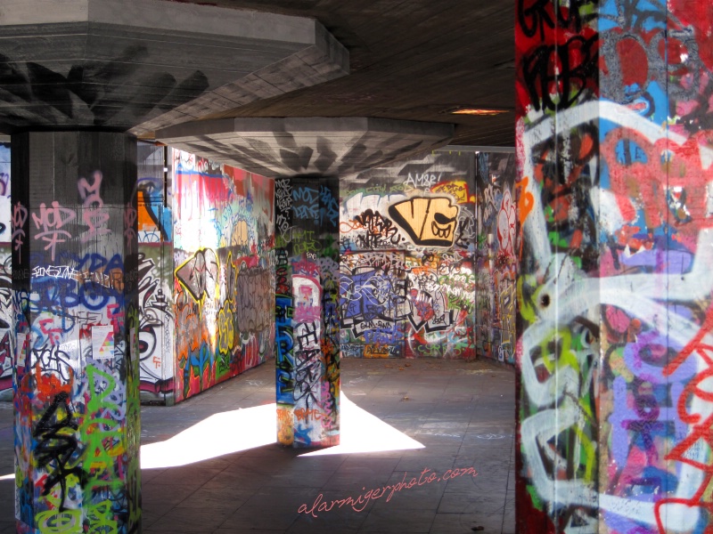Graffitication  - ID: 12029854 © al armiger