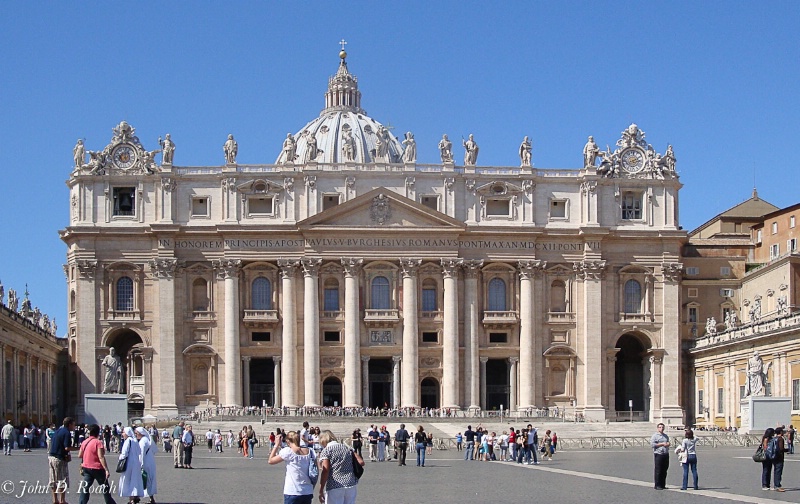 St. Peter's Basilica in Rome - ID: 12032852 © John D. Roach