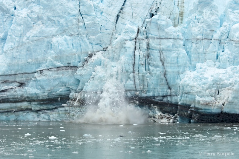 glacier calving - ID: 12117882 © Terry Korpela