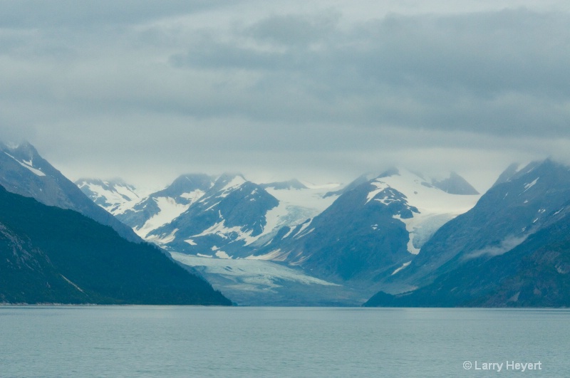Glacier Bay National Park in Alaska - ID: 12120795 © Larry Heyert