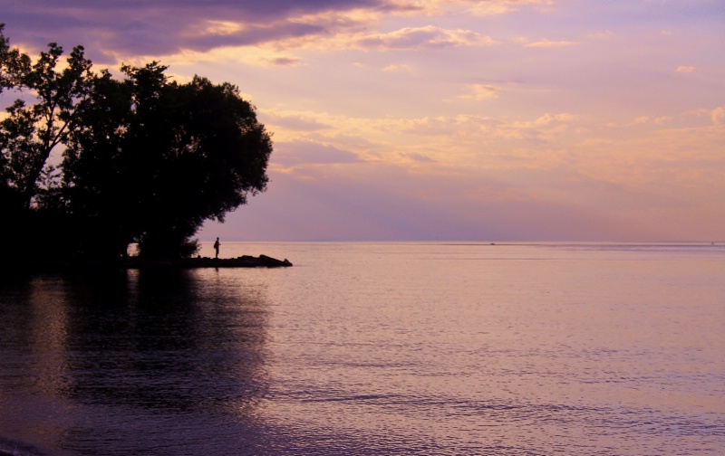 silhouette on the shore - ID: 12144716 © ashley nicholas