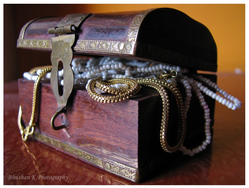 an old sandook (a jewellery storage box)