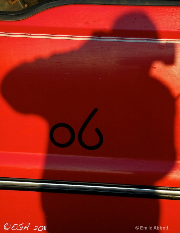 Photographer shadow on 06 ranch truck - ID: 12306179 © Emile Abbott