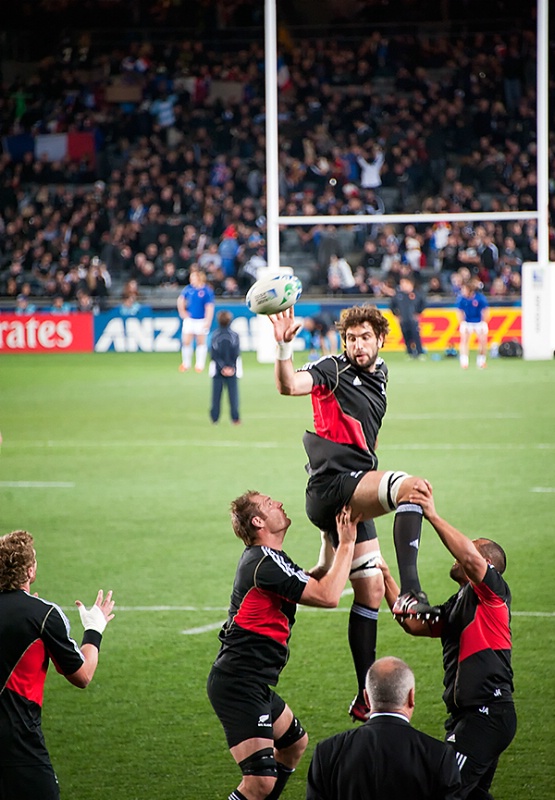 Line-out RWC - ID: 12316954 © Mike Keppell