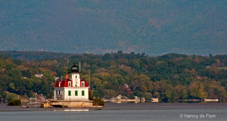Esopus Meadows Light with Catskills in the backgro