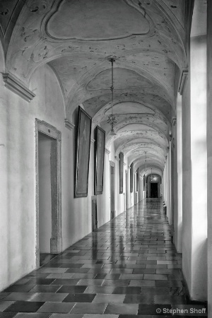 Corridor in  B&W