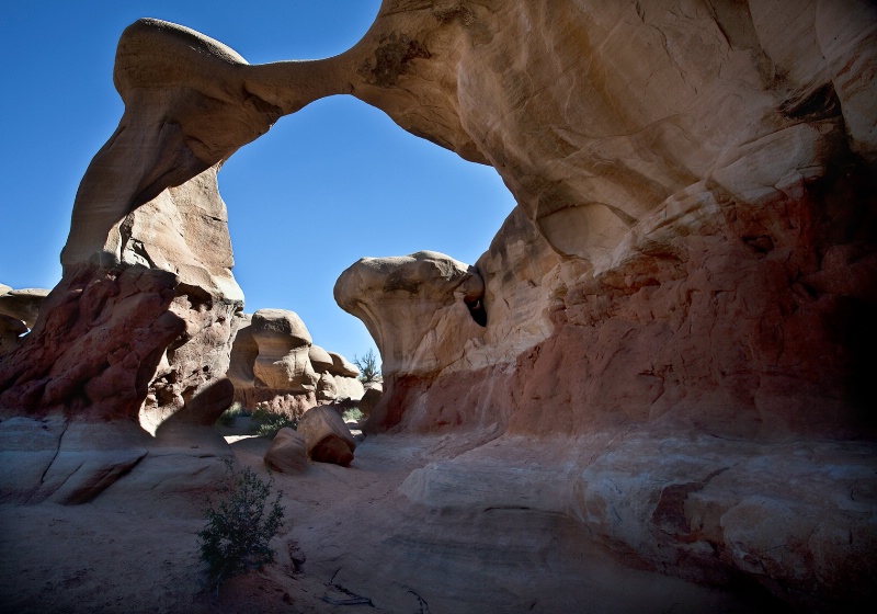 Metate Arch