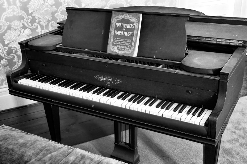 Faulkner's Piano