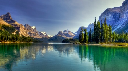 Upper Maligne Lake