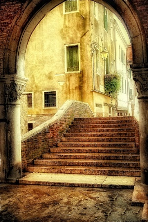 Italian Archway