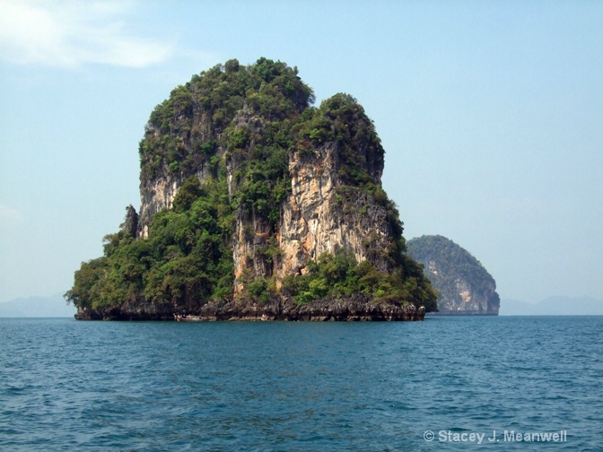 Kayaking in Southern Thailand - ID: 12570561 © Stacey J. Meanwell