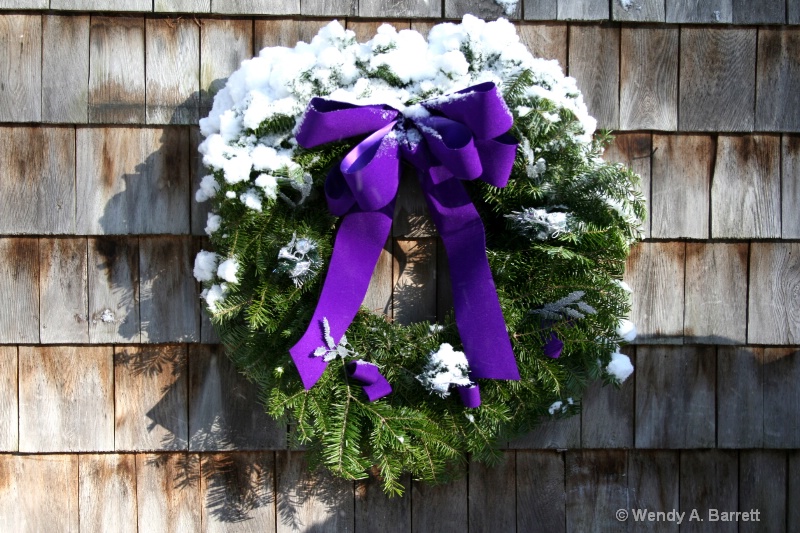 Wreath on deck - ID: 12577497 © Wendy A. Barrett