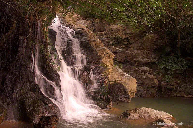 Azaka Waterfall