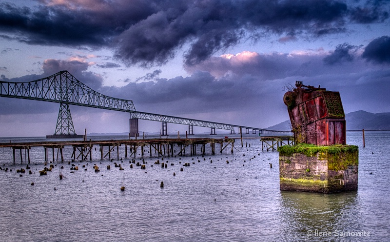 Astoria Bridge on New Year's Day