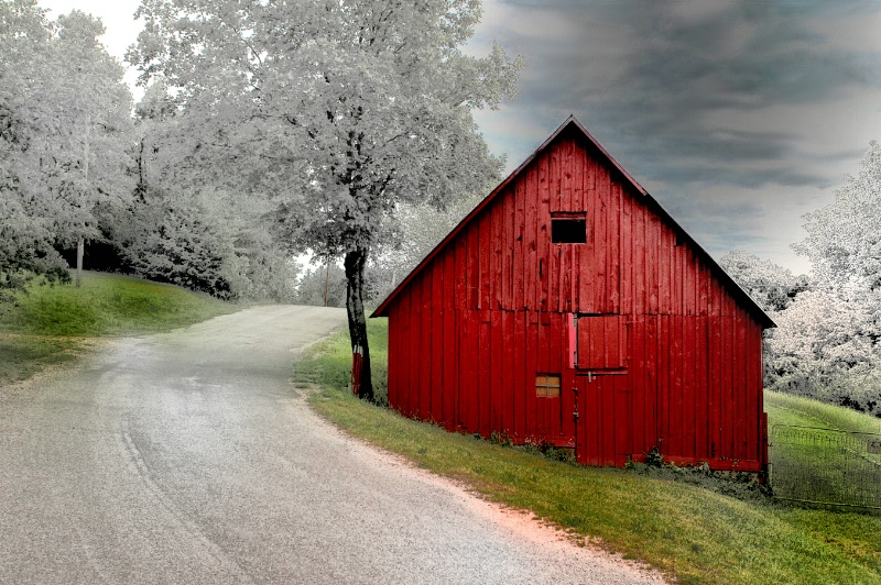 The Old Red Barn - Infrared Hybrid