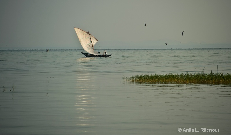 Sailing Lake Victoria