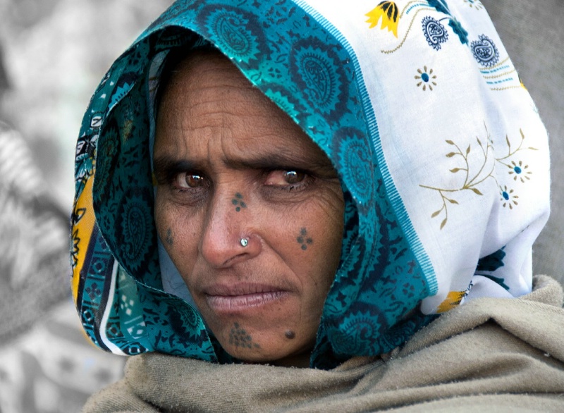 INDIA5463/ a portrait of an INDIAN woman