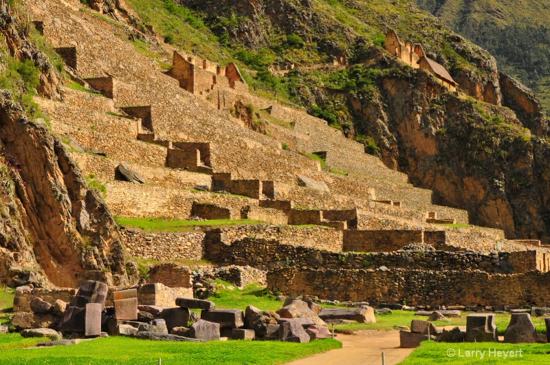 Peru- Archaelogical Park at Ollantaytambo - ID: 12727661 © Larry Heyert