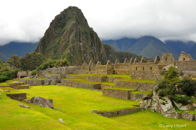 Peru- Machu Picchu - ID: 12727736 © Larry Heyert
