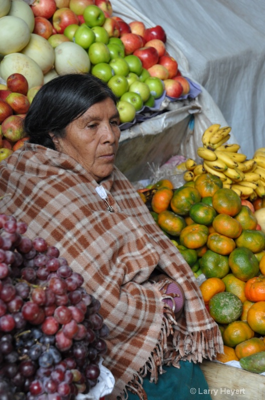Peru- Marketplace in Cusco - ID: 12727799 © Larry Heyert