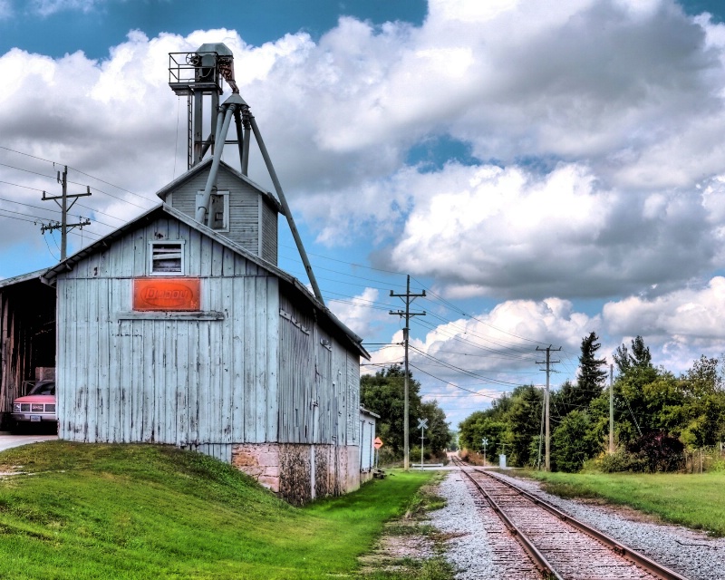 village feed mill - ID: 12737296 © John R. Grede