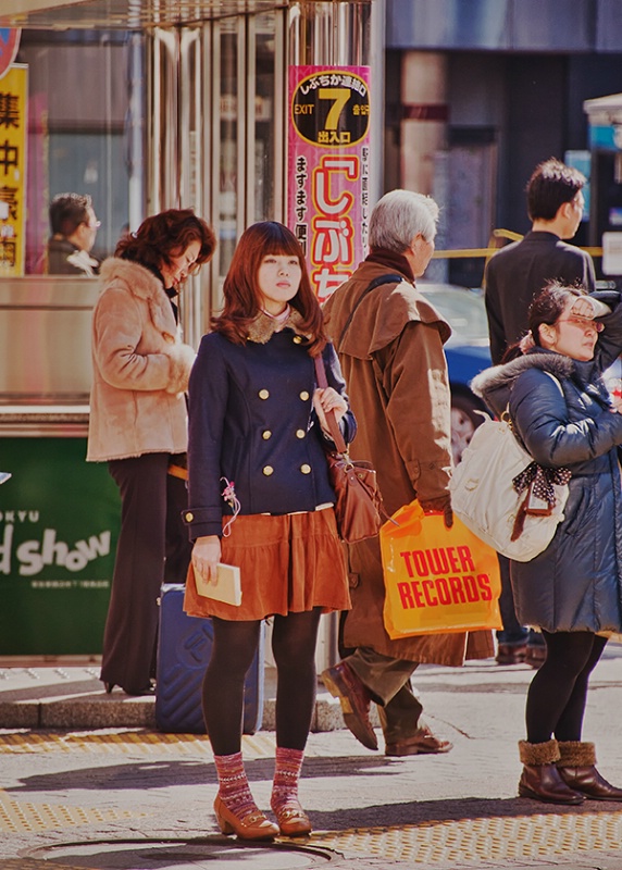 Gazing toward Tokyo - ID: 12758551 © Mike Keppell