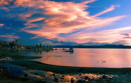 Sunset on Mono Lake