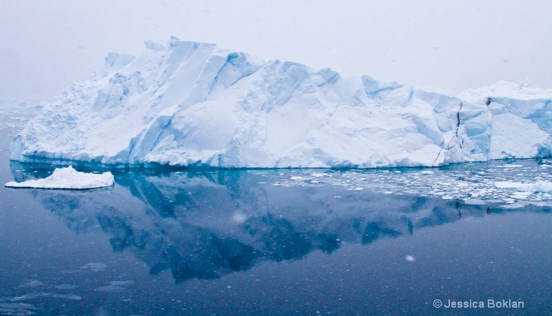 Tabular Iceberg - ID: 12793794 © Jessica Boklan