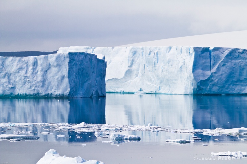 Tabular Icebergs - ID: 12793813 © Jessica Boklan