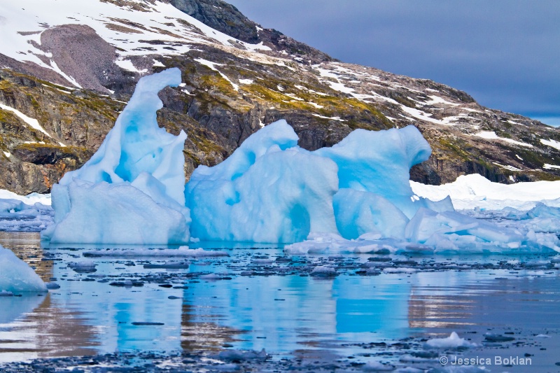 Icebergs - ID: 12793831 © Jessica Boklan
