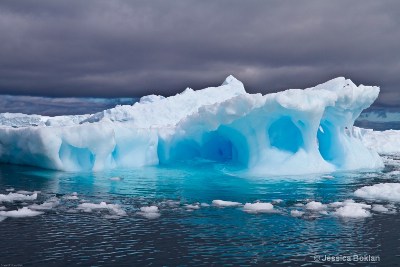 Iceberg - ID: 12793832 © Jessica Boklan