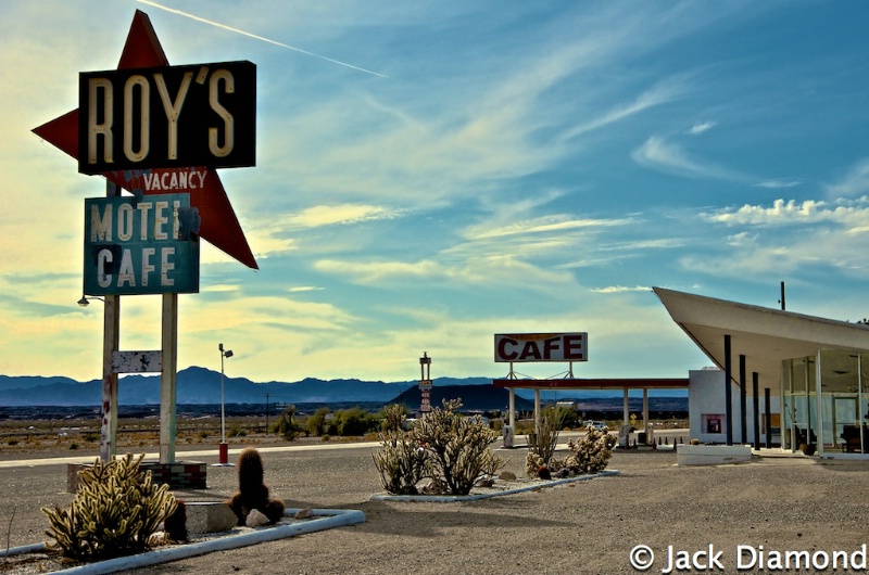 Roy's on Route 66 - Mojave Desert