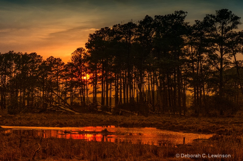 Sunset at Chincoteaque - ID: 12855336 © Deborah C. Lewinson