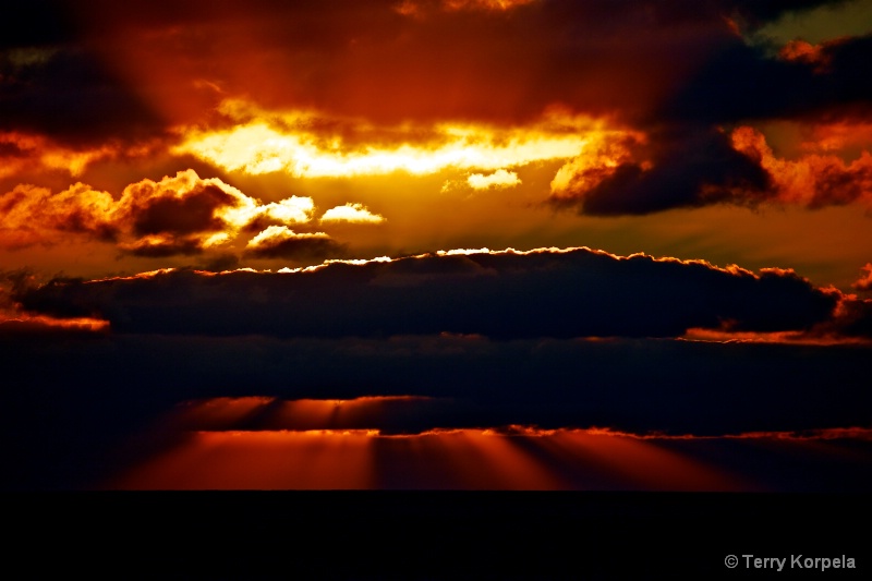 Pacific Sunset - ID: 12869695 © Terry Korpela