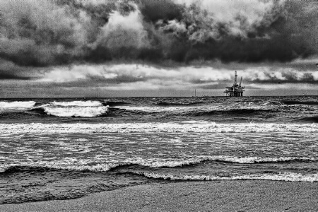 Storm Moving In B&W