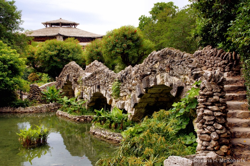 Japanese Sunken Tea Garden