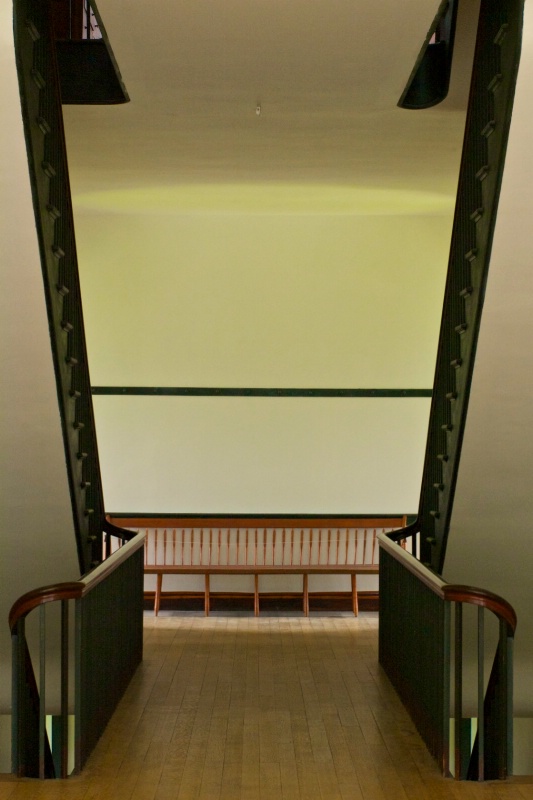 Shaker Stairs